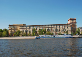lori-0006664290-a6